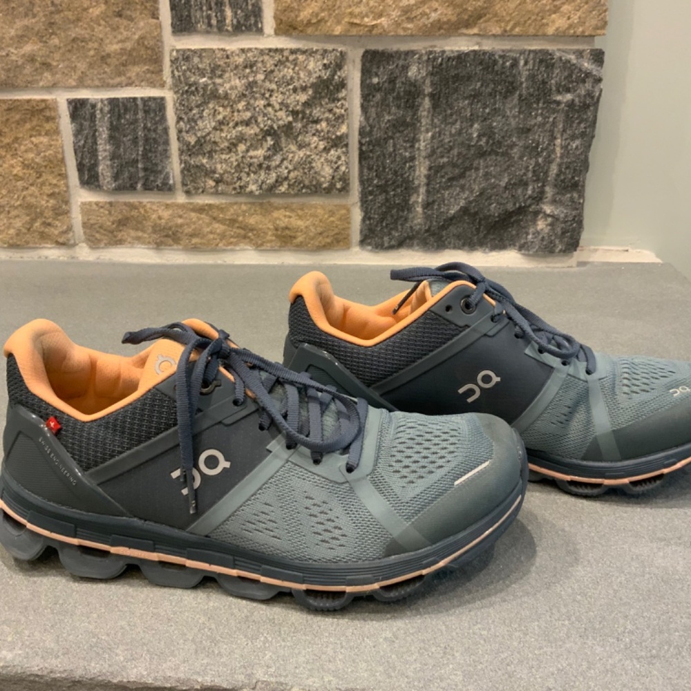 On Running Cloud - image 2